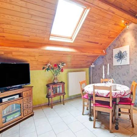 Apartament Charming Near Forests Biron